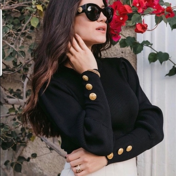 Zara Sweaters - Gorgeous Zara knit sweater